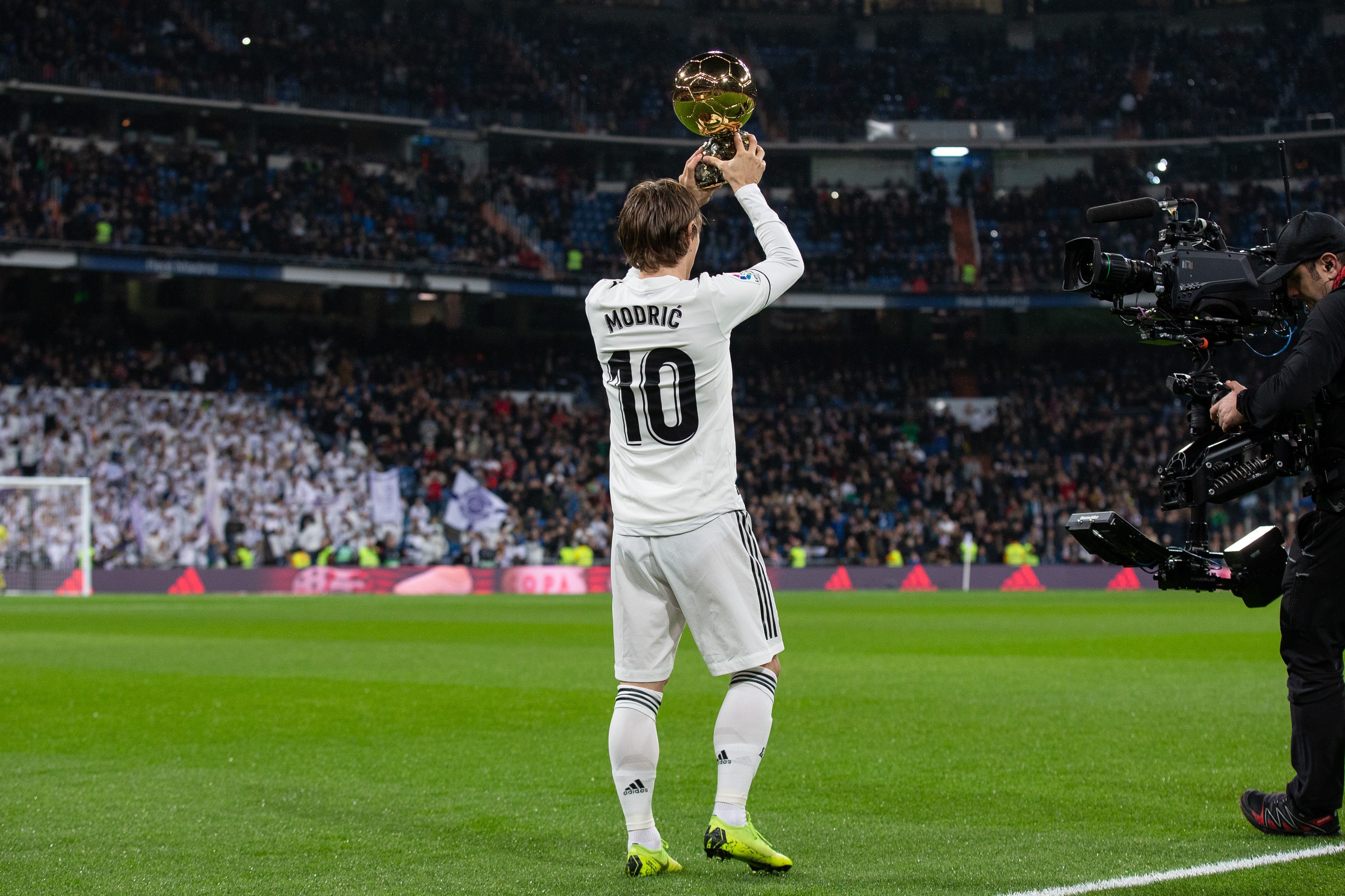 球迷：这不可能，这绝对是开挂！